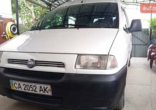 Белый Фиат Скудо, объемом двигателя 1.9 л и пробегом 380 тыс. км за 4300 $, фото 1 на Automoto.ua