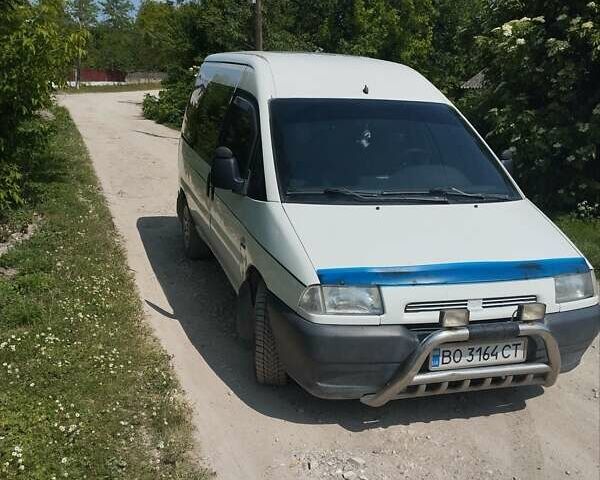 Белый Фиат Скудо, объемом двигателя 2 л и пробегом 600 тыс. км за 2900 $, фото 1 на Automoto.ua