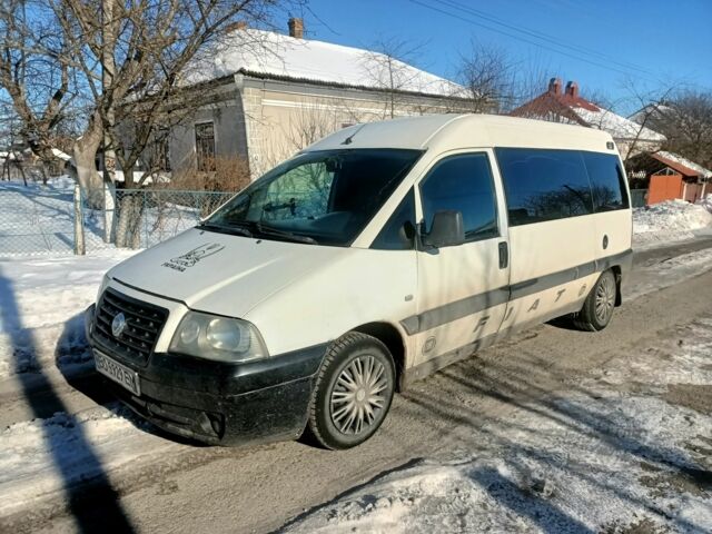 Белый Фиат Скудо, объемом двигателя 2 л и пробегом 350 тыс. км за 2600 $, фото 1 на Automoto.ua