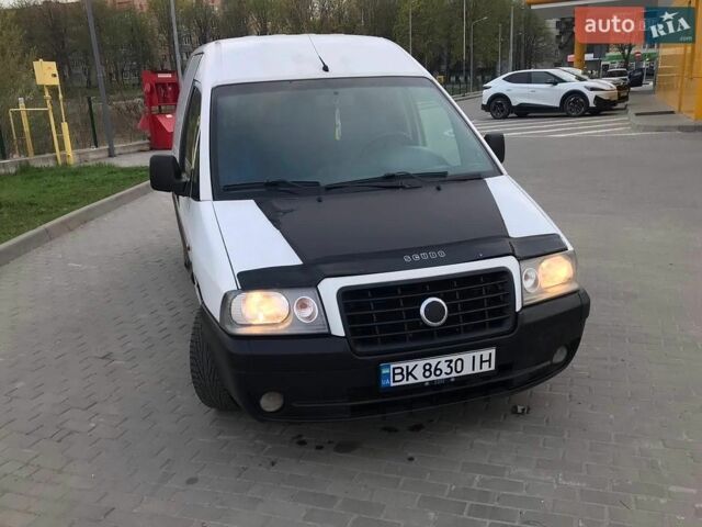 Белый Фиат Скудо, объемом двигателя 2 л и пробегом 500 тыс. км за 3150 $, фото 1 на Automoto.ua
