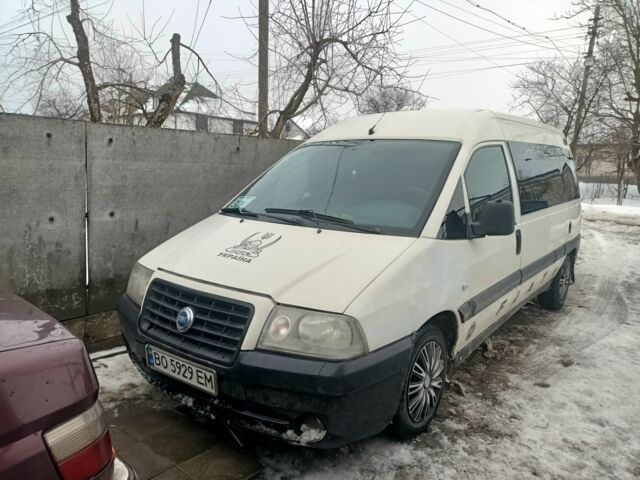 Белый Фиат Скудо, объемом двигателя 2 л и пробегом 350 тыс. км за 3500 $, фото 1 на Automoto.ua