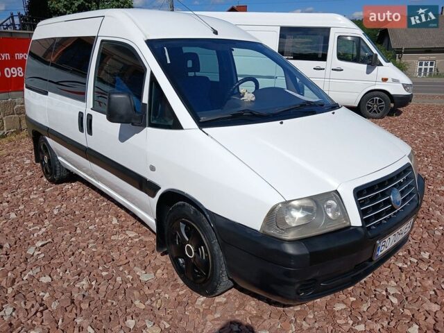 Белый Фиат Скудо, объемом двигателя 2 л и пробегом 319 тыс. км за 4150 $, фото 1 на Automoto.ua