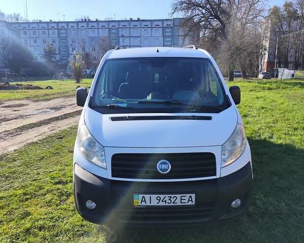 Белый Фиат Скудо, объемом двигателя 2 л и пробегом 317 тыс. км за 6100 $, фото 1 на Automoto.ua