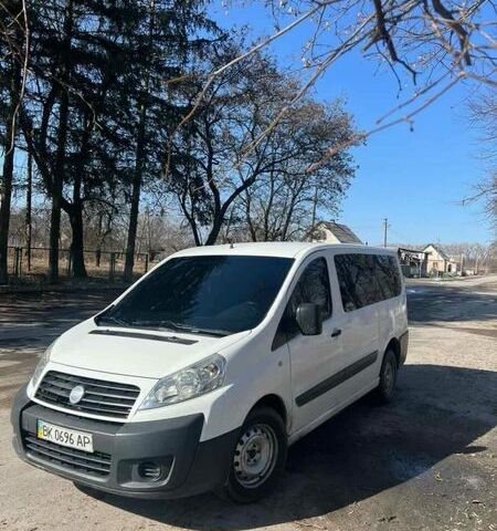 Белый Фиат Скудо, объемом двигателя 2 л и пробегом 403 тыс. км за 6200 $, фото 1 на Automoto.ua