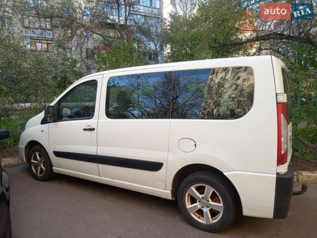 Белый Фиат Скудо, объемом двигателя 2 л и пробегом 250 тыс. км за 7000 $, фото 1 на Automoto.ua