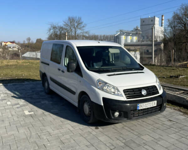 Белый Фиат Скудо, объемом двигателя 2 л и пробегом 400 тыс. км за 6000 $, фото 1 на Automoto.ua