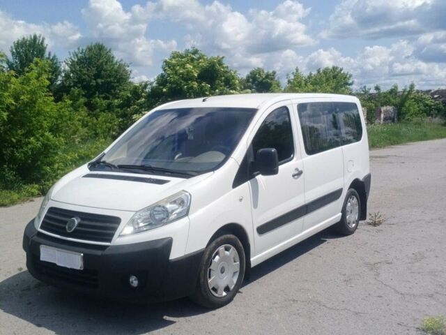 Белый Фиат Скудо, объемом двигателя 1.6 л и пробегом 265 тыс. км за 6800 $, фото 1 на Automoto.ua