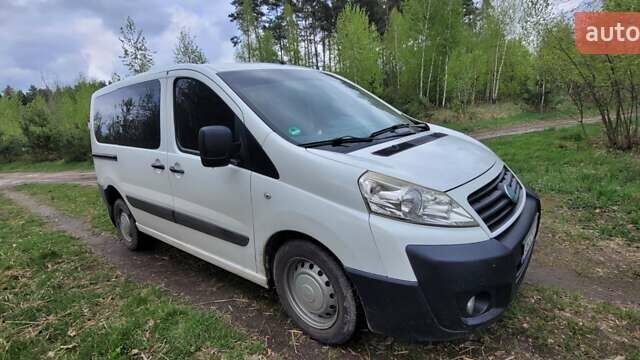 Белый Фиат Скудо, объемом двигателя 1.56 л и пробегом 280 тыс. км за 5800 $, фото 1 на Automoto.ua