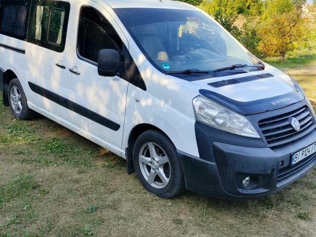 Белый Фиат Скудо, объемом двигателя 2 л и пробегом 211 тыс. км за 7520 $, фото 1 на Automoto.ua