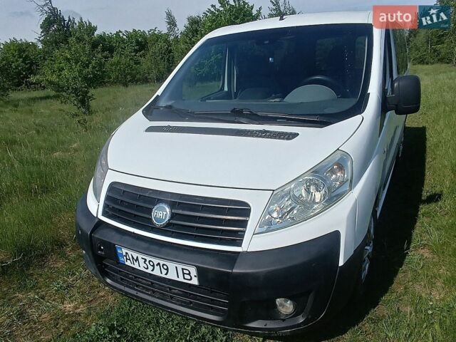 Белый Фиат Скудо, объемом двигателя 2 л и пробегом 267 тыс. км за 5700 $, фото 1 на Automoto.ua