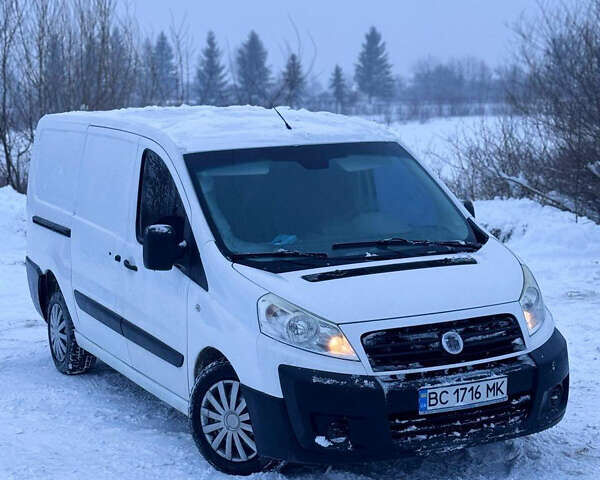 Белый Фиат Скудо, объемом двигателя 2 л и пробегом 441 тыс. км за 4800 $, фото 1 на Automoto.ua