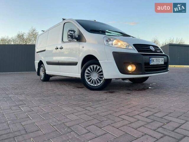 Белый Фиат Скудо, объемом двигателя 2 л и пробегом 425 тыс. км за 5300 $, фото 1 на Automoto.ua