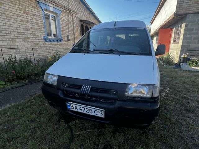 Білий Фіат Скудо, об'ємом двигуна 1.9 л та пробігом 3 тис. км за 100000 $, фото 1 на Automoto.ua