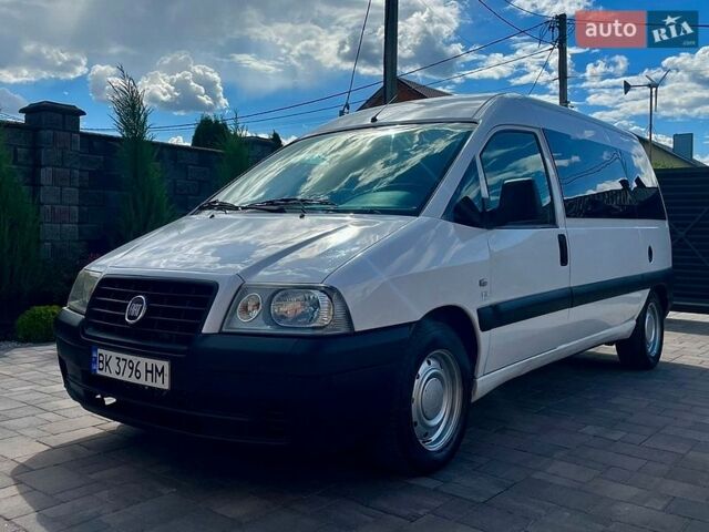 Белый Фиат Скудо, объемом двигателя 2 л и пробегом 323 тыс. км за 4750 $, фото 1 на Automoto.ua