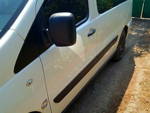 Белый Фиат Скудо, объемом двигателя 2 л и пробегом 0 тыс. км за 6500 $, фото 1 на Automoto.ua