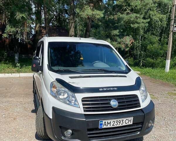 Белый Фиат Скудо груз., объемом двигателя 2 л и пробегом 287 тыс. км за 8700 $, фото 1 на Automoto.ua
