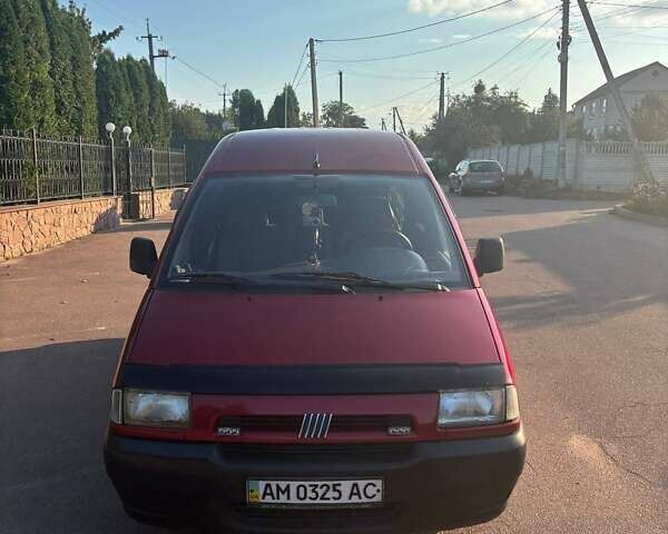 Красный Фиат Скудо, объемом двигателя 1.9 л и пробегом 380 тыс. км за 3200 $, фото 1 на Automoto.ua