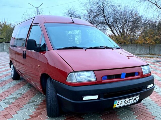 Червоний Фіат Скудо, об'ємом двигуна 2 л та пробігом 0 тис. км за 3900 $, фото 1 на Automoto.ua