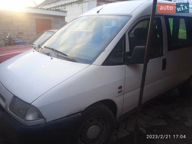 Фиат Скудо, объемом двигателя 1.9 л и пробегом 300 тыс. км за 3200 $, фото 1 на Automoto.ua