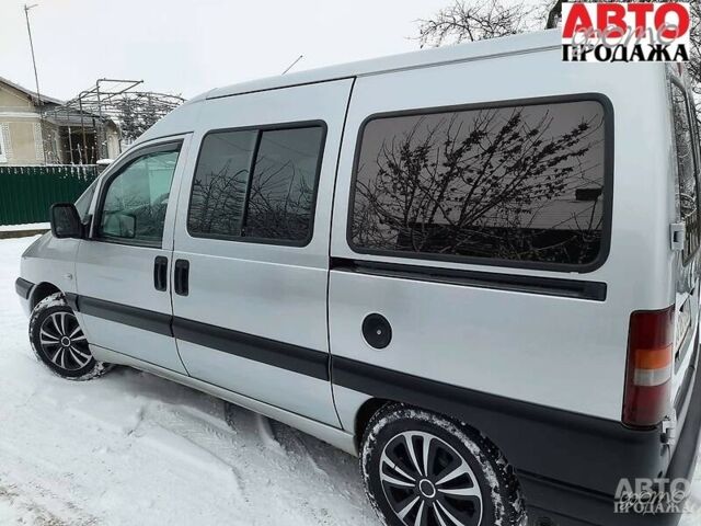 Фіат Скудо пас., об'ємом двигуна 2 л та пробігом 210 тис. км за 5500 $, фото 1 на Automoto.ua