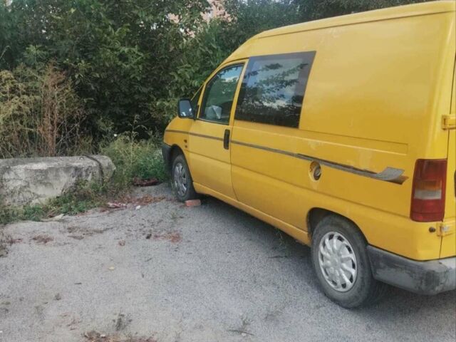 Желтый Фиат Скудо, объемом двигателя 0 л и пробегом 200 тыс. км за 2900 $, фото 1 на Automoto.ua
