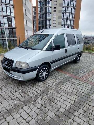 Серый Фиат Скудо, объемом двигателя 2 л и пробегом 342 тыс. км за 4450 $, фото 1 на Automoto.ua