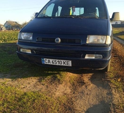 Синий Фиат Скудо, объемом двигателя 2 л и пробегом 395 тыс. км за 4000 $, фото 1 на Automoto.ua