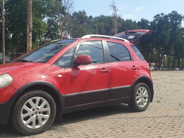 Червоний Фіат Седічі, об'ємом двигуна 2 л та пробігом 250 тис. км за 6250 $, фото 1 на Automoto.ua