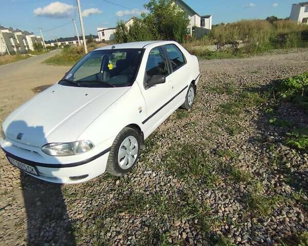 Білий Фіат Сієна, об'ємом двигуна 1.6 л та пробігом 112 тис. км за 4600 $, фото 1 на Automoto.ua