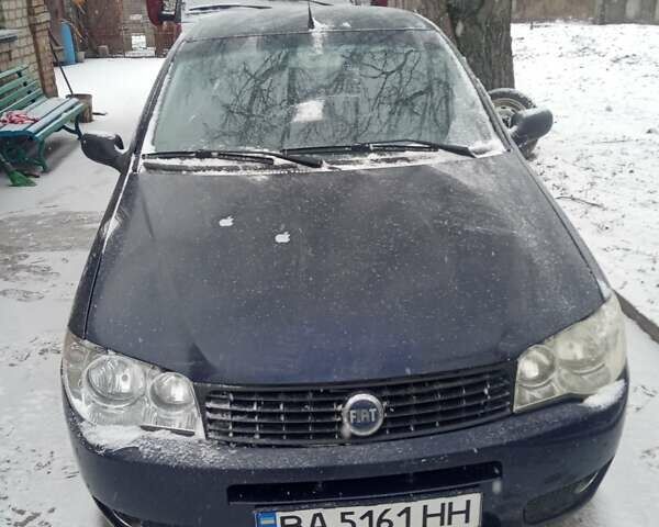 Синій Фіат Сієна, об'ємом двигуна 1.24 л та пробігом 188 тис. км за 2700 $, фото 1 на Automoto.ua