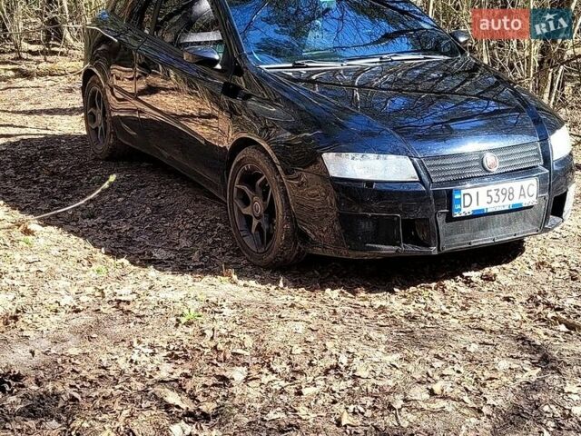Черный Фиат Стило, объемом двигателя 2.4 л и пробегом 260 тыс. км за 3500 $, фото 1 на Automoto.ua