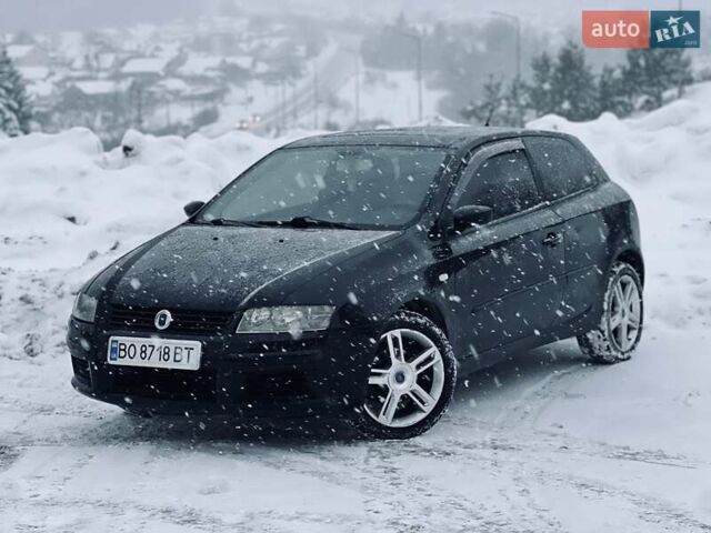 Черный Фиат Стило, объемом двигателя 1.91 л и пробегом 250 тыс. км за 2999 $, фото 1 на Automoto.ua