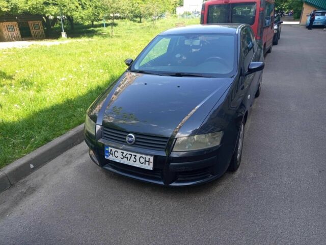 Чорний Фіат Стіло, об'ємом двигуна 1.6 л та пробігом 250 тис. км за 2500 $, фото 1 на Automoto.ua