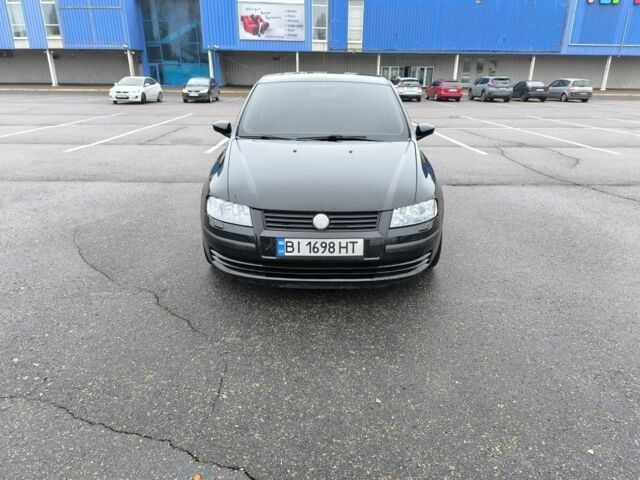 Чорний Фіат Стіло, об'ємом двигуна 1.6 л та пробігом 156 тис. км за 4500 $, фото 1 на Automoto.ua