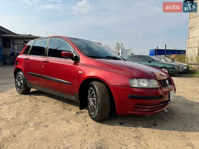 Червоний Фіат Стіло, об'ємом двигуна 1.6 л та пробігом 280 тис. км за 2800 $, фото 1 на Automoto.ua