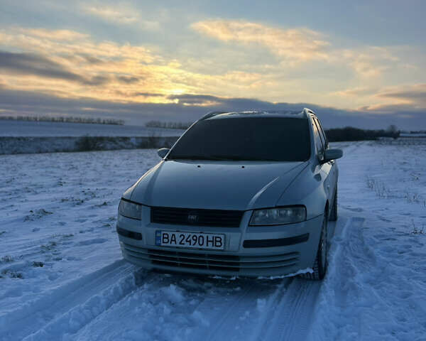 Серый Фиат Стило, объемом двигателя 1.6 л и пробегом 295 тыс. км за 3100 $, фото 1 на Automoto.ua