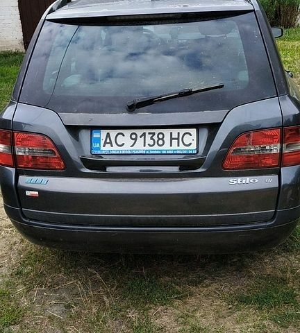 Сірий Фіат Стіло, об'ємом двигуна 1.6 л та пробігом 176 тис. км за 2800 $, фото 1 на Automoto.ua