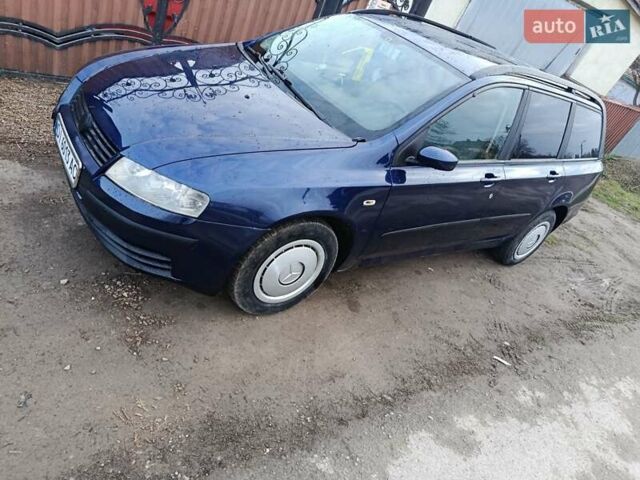 Синій Фіат Стіло, об'ємом двигуна 1.9 л та пробігом 283 тис. км за 3700 $, фото 1 на Automoto.ua
