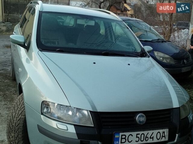 Зелений Фіат Стіло, об'ємом двигуна 1.75 л та пробігом 246 тис. км за 3500 $, фото 1 на Automoto.ua