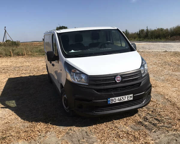 Белый Фиат Таленто, объемом двигателя 1.6 л и пробегом 153 тыс. км за 12000 $, фото 1 на Automoto.ua