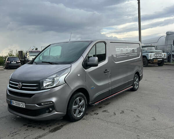 Серый Фиат Таленто, объемом двигателя 1.6 л и пробегом 320 тыс. км за 10500 $, фото 1 на Automoto.ua