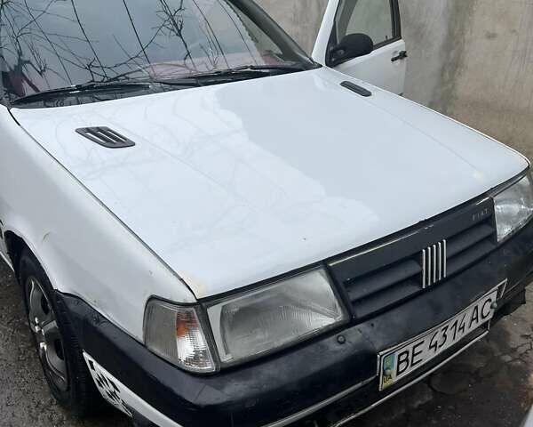 Белый Фиат Темпра, объемом двигателя 2 л и пробегом 900 тыс. км за 500 $, фото 1 на Automoto.ua