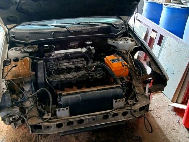 Білий Фіат Темпра, об'ємом двигуна 2 л та пробігом 250 тис. км за 400 $, фото 1 на Automoto.ua