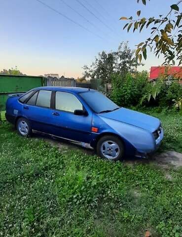 Синий Фиат Темпра, объемом двигателя 1.6 л и пробегом 300 тыс. км за 750 $, фото 1 на Automoto.ua