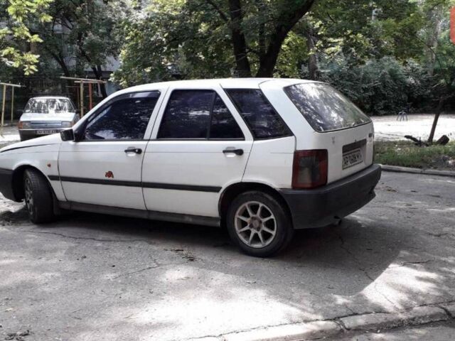 Білий Фіат Тіпо, об'ємом двигуна 0 л та пробігом 368 тис. км за 1000 $, фото 1 на Automoto.ua