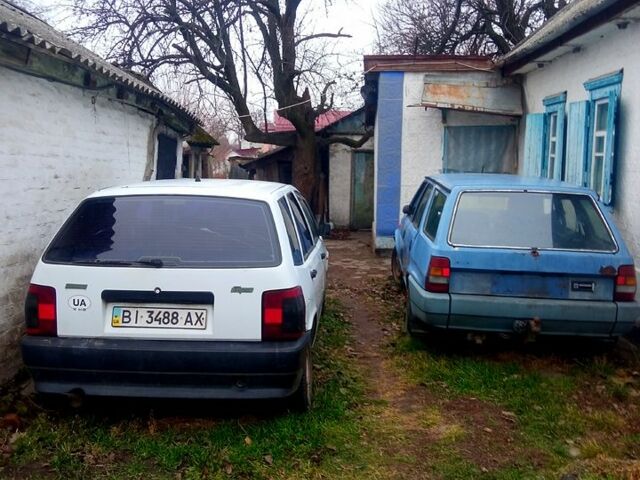 Белый Фиат Типо, объемом двигателя 1.4 л и пробегом 300 тыс. км за 1000 $, фото 1 на Automoto.ua