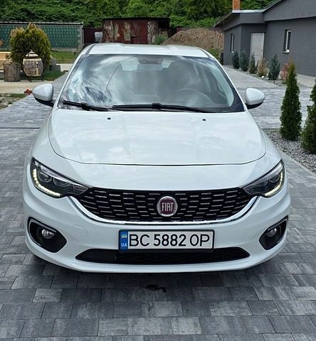 Белый Фиат Типо, объемом двигателя 1.3 л и пробегом 210 тыс. км за 8700 $, фото 1 на Automoto.ua