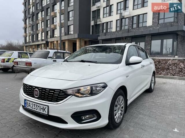 Білий Фіат Тіпо, об'ємом двигуна 1.37 л та пробігом 88 тис. км за 9500 $, фото 1 на Automoto.ua