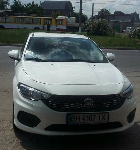 Білий Фіат Тіпо, об'ємом двигуна 1.4 л та пробігом 125 тис. км за 10000 $, фото 1 на Automoto.ua