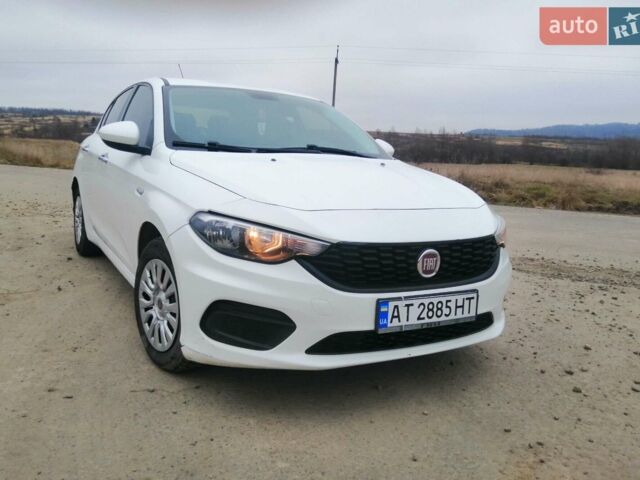 Белый Фиат Типо, объемом двигателя 1.37 л и пробегом 145 тыс. км за 6199 $, фото 1 на Automoto.ua